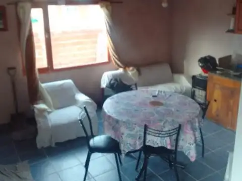 Carlos Pellegrini y Mitre , Piso 1
