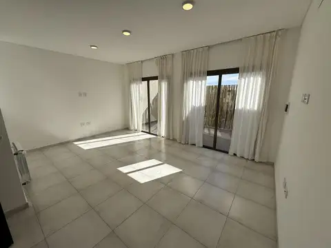 Casa en Alquiler de 2 dormitorios
