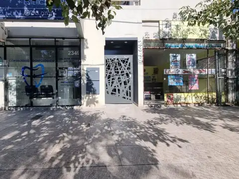 Local Comercial 28 m2 Duarte Quiros Nº 2349