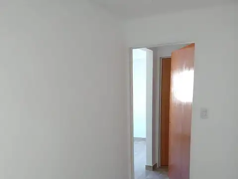 Departamento en Alquiler en Parque Centenario, $ 950.000