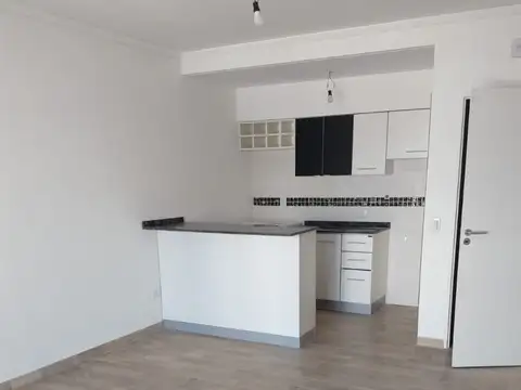 Excelente dpto 2 amb con balcón!