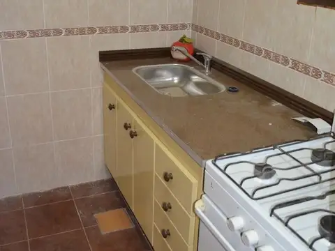 VENTA PH 2 A BANFIELD CENTRO APTO CRÉDITO