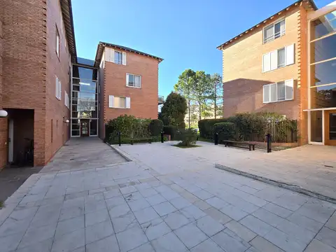 Departamento en Venta en Jardines De San Isidro, USD 273.000