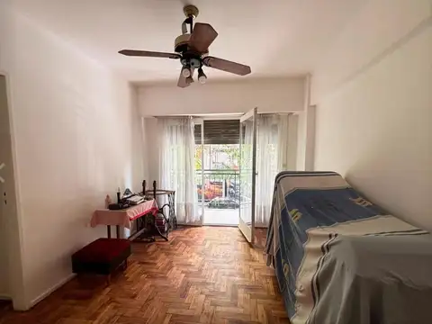 Departamento 2 ambientes balcon frente luz y sol