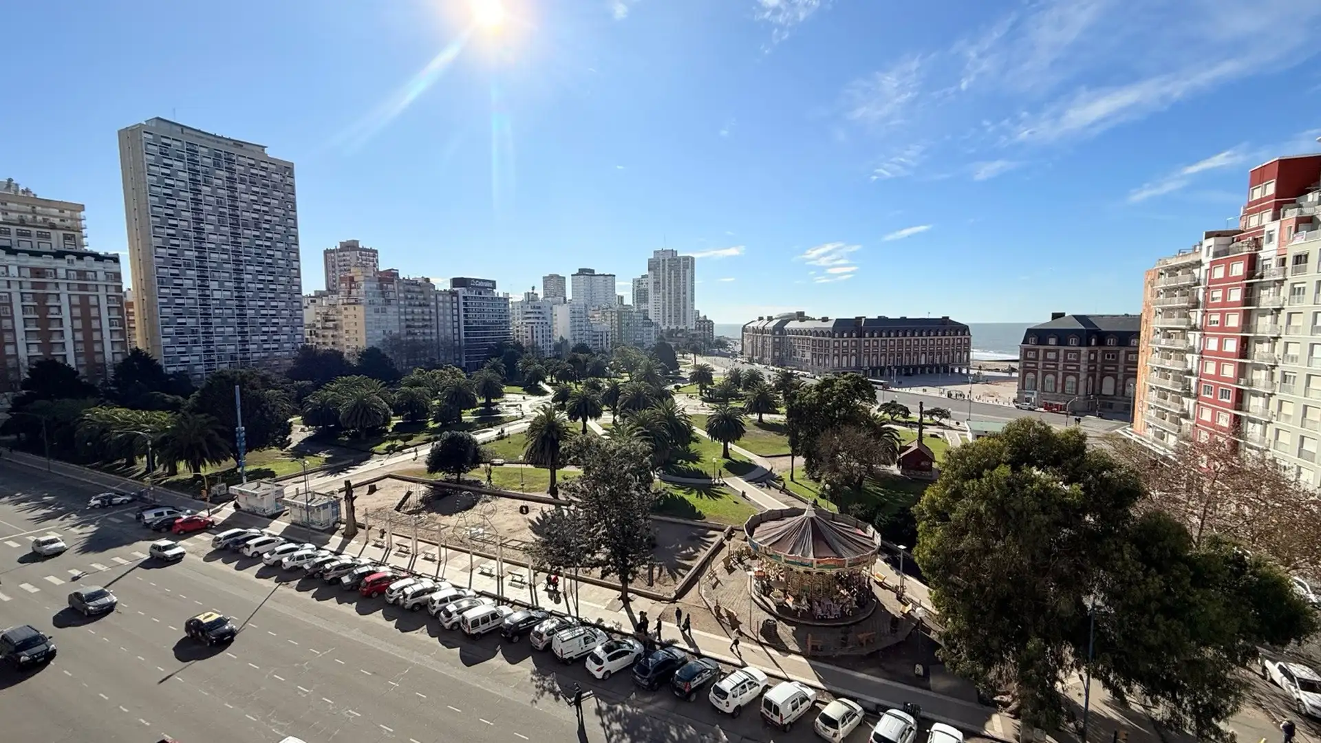 Departamento 2 amb con balcón y dependencia — Plaza Colon