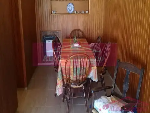 Casa en Alquiler Temporal con 1 cochera