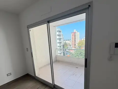 Departamento Semipiso  en Venta en Lanús Oeste, Lanús, G.B.A. Zona Sur