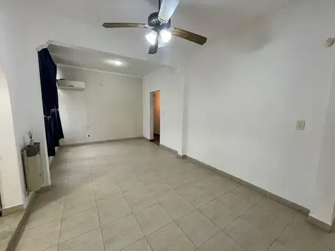 Departamento en Alquiler en Centro De Lujan, $ 860.000