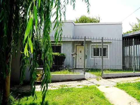 RETASADA  CASA EN LOMAS DE ZAMORA - Apta crédito