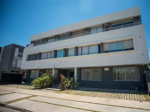 DEPARTAMENTO 2 AMBIENTES EN PARQUE LINEAL EN VENTA