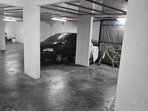 Cochera en Venta Cubierta