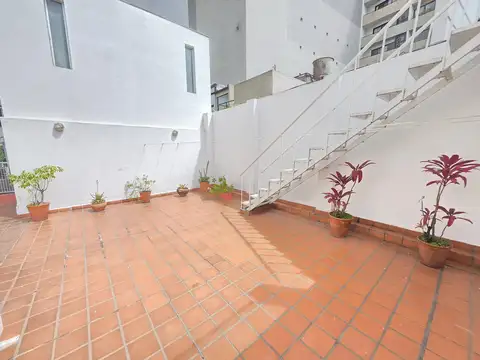 Depto Tipo Casa en Venta de 5 ambientes