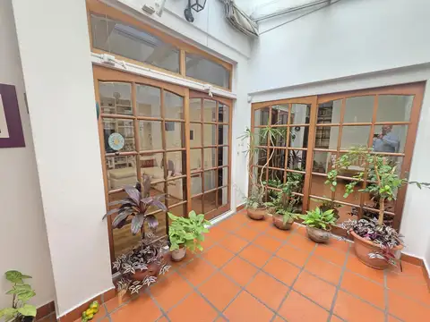 Depto Tipo Casa 5 ambientes con 2 baños