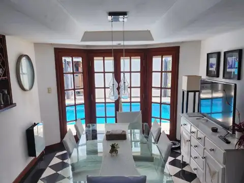 Casa en Venta en Club El Carmen, USD 299.000