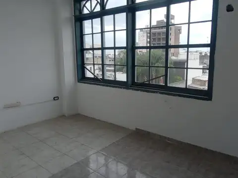 Oficina en Alquiler 40 años