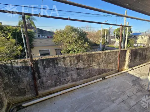 Depto Tipo Casa en Venta al Este