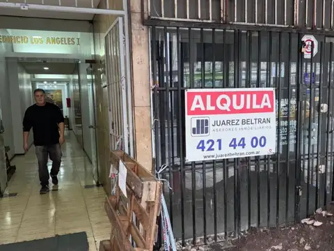 Local en Alquiler en Centro, $ 3.000.000