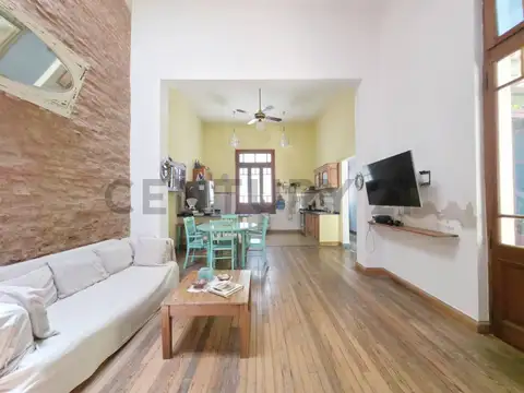 Casa en Venta 121 años