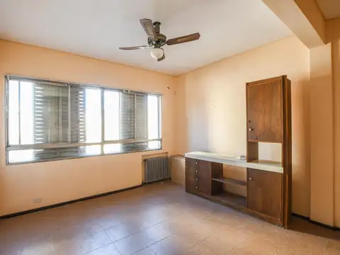 Oficina en Venta con 1 cochera