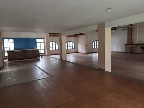 Casa en Alquiler de 4 dormitorios