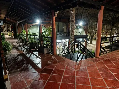 Local en Venta 25 años