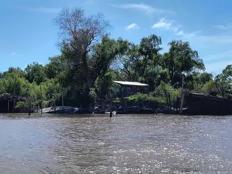 Rio o Arroyo Lujan y Canal Club SF 100