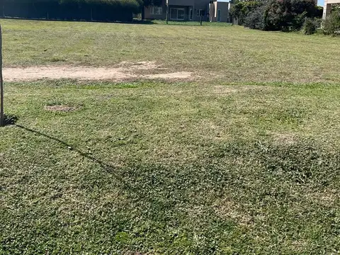 Terreno en Venta 20  mts Frente