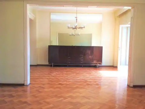 Departamento en Venta de 5 ambientes