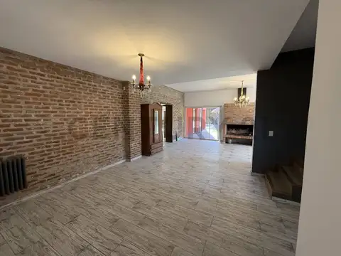Casa en Venta con 1 cochera