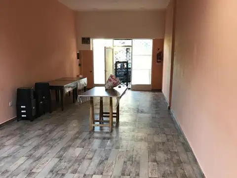 LOCAL COMERCIAL 92 M2 - EXCELENTE VISUAL HACIA AV. RIVADAVIA