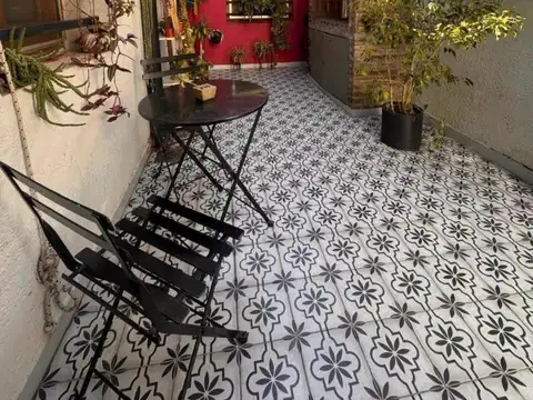 Depto Tipo Casa 3 ambientes con 2 baños