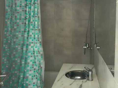 Monoambiente moderno cerca de facultades en barrio Abasto