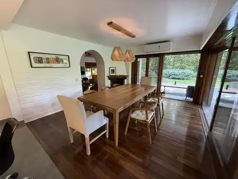 Casa en Alquiler de 5 dormitorios