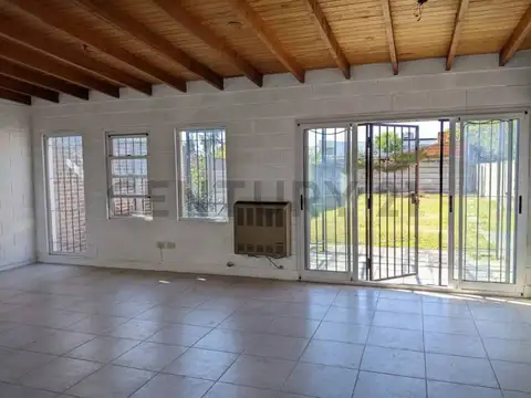 Casa en Venta en La Plata, USD 105.000