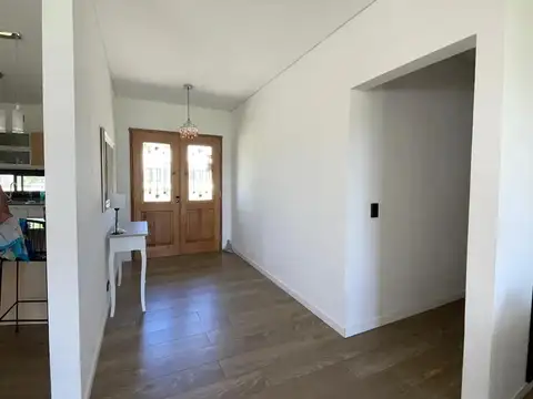 Casa en Venta en Pilar del Este - Santa Lucia, USD 180.000