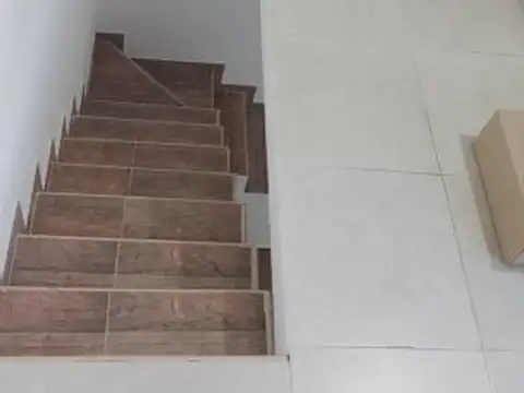 Venta de PH Renovado en Haedo - Apto  Crédito