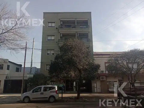 Cochera en 25 e/56 y 57