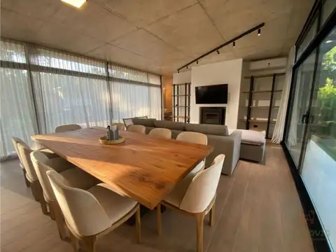Casa en Venta 1 año