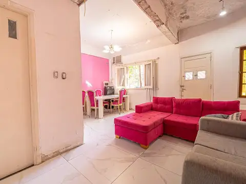 CASA LOTE PROPIO EN VILLA DEVOTO A REFACCIONAR