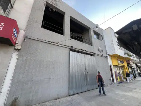 Avenida Maipu  al 1100