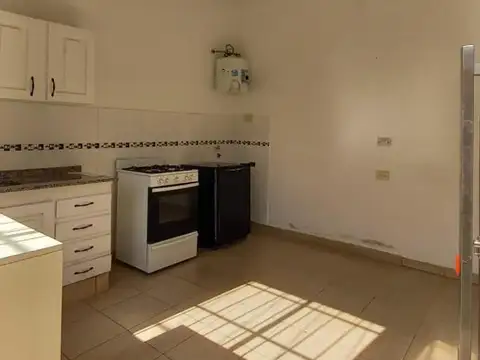 Departamento en Alquiler en Marcos Paz, $ 300.000