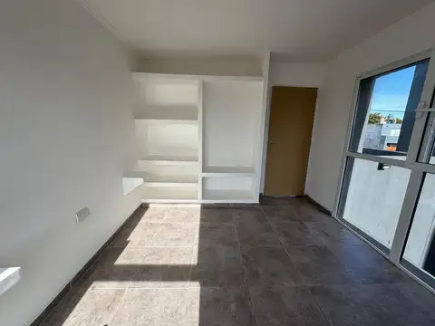Depto Tipo Casa en Venta 1 año