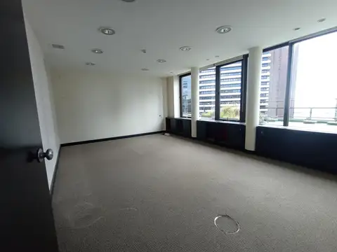 Edificio Comercial - Retiro