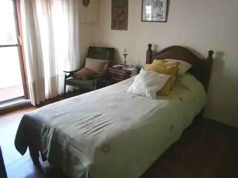 Depto Tipo Casa 4 ambientes con 1 baño