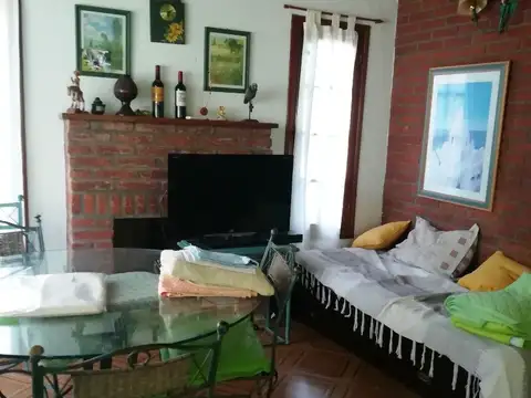 Casa 3 ambientes con 2 baños