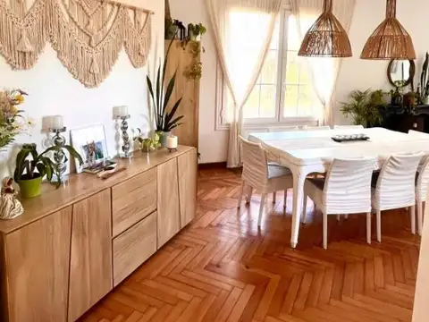 Casa 6 ambientes con 3 baños