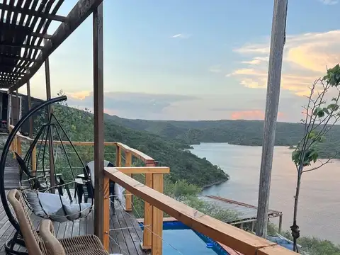VENTA CABAÑA 2 DORM. CON COSTA AL  LAGO EMBALSE