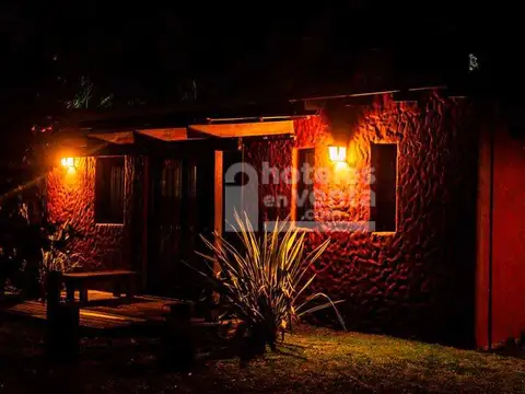 Hosteria y cabañas en venta - 9 UF - 24 Plazas - Muy buen estado de conservación