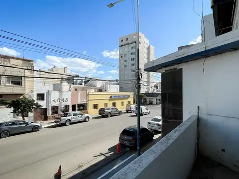LOCAL COMERCIAL COMODORO RIVADAVIA EN ALQUILER