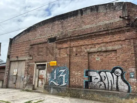 GALPON EN BERISSO